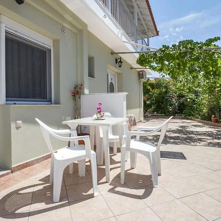 Villa Dimitris Potós Eksteriør bilde