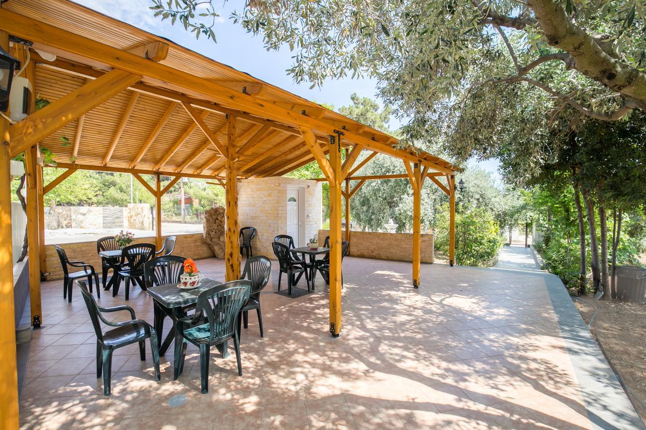 Villa Dimitris Potós Eksteriør bilde